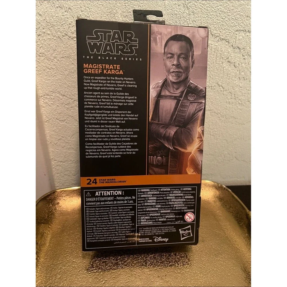 2119* Hasbro Star Wars Black Series Magistrate Greef Karga - Red & Black
